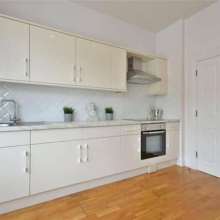 Luxury 3 Bed Apartment - Huge Outdoor Terrace & Amazing Transport Links 伦敦 外观 照片